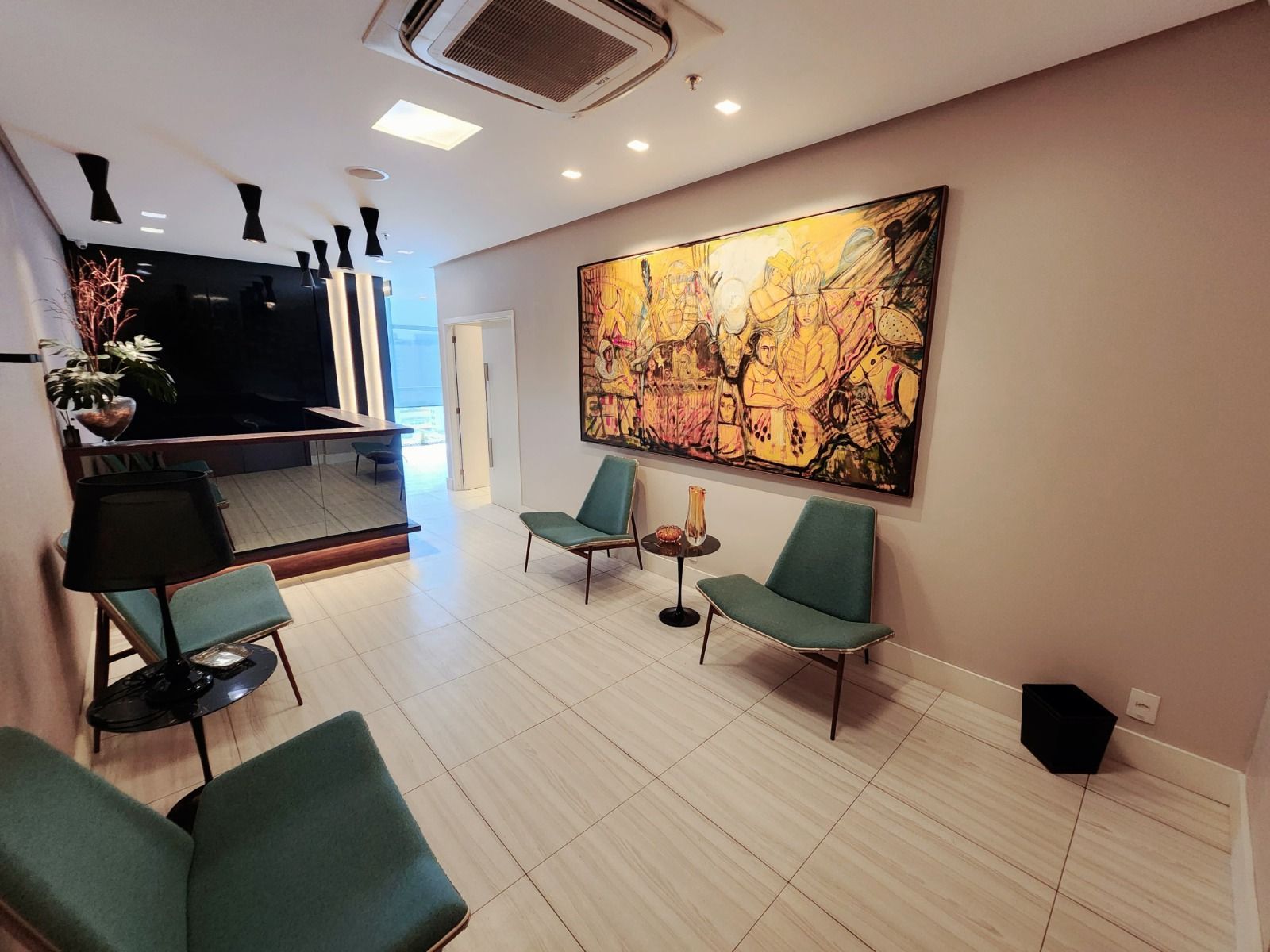 Sala Comercial de 7 quartos, 180m² no bairro Calhau, em São Luís | Eu Corretor
