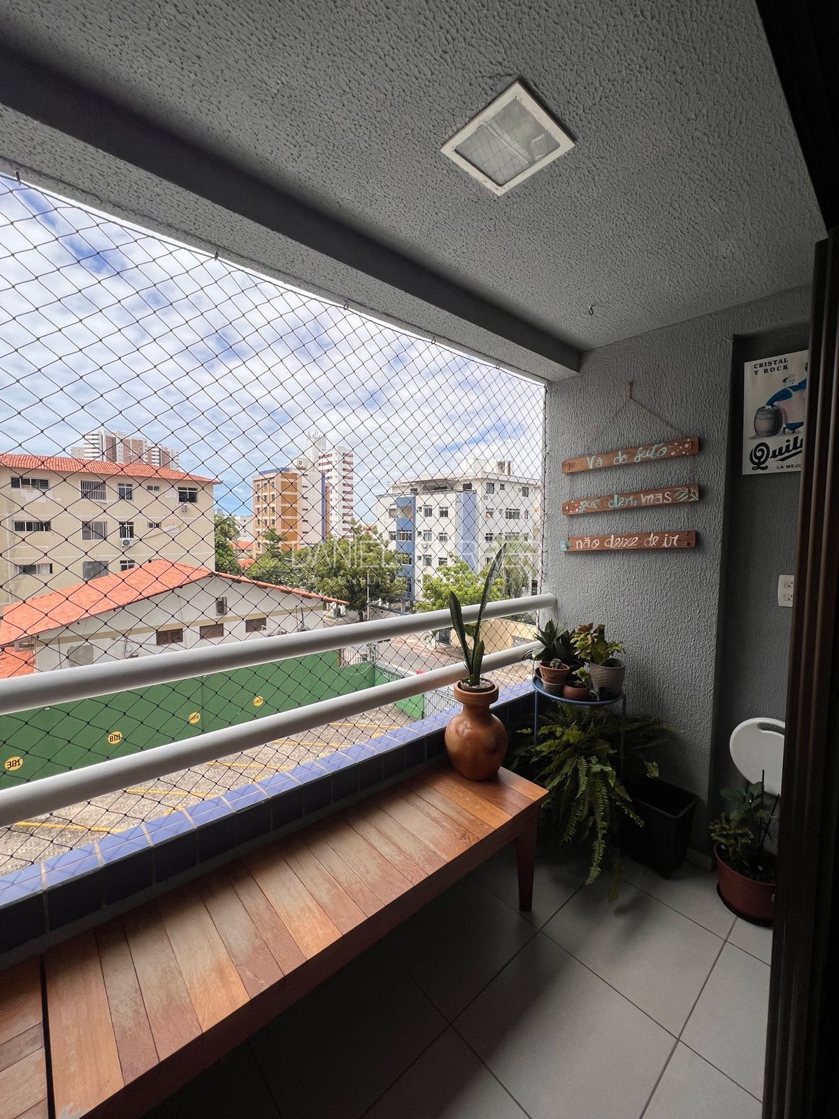img232546111