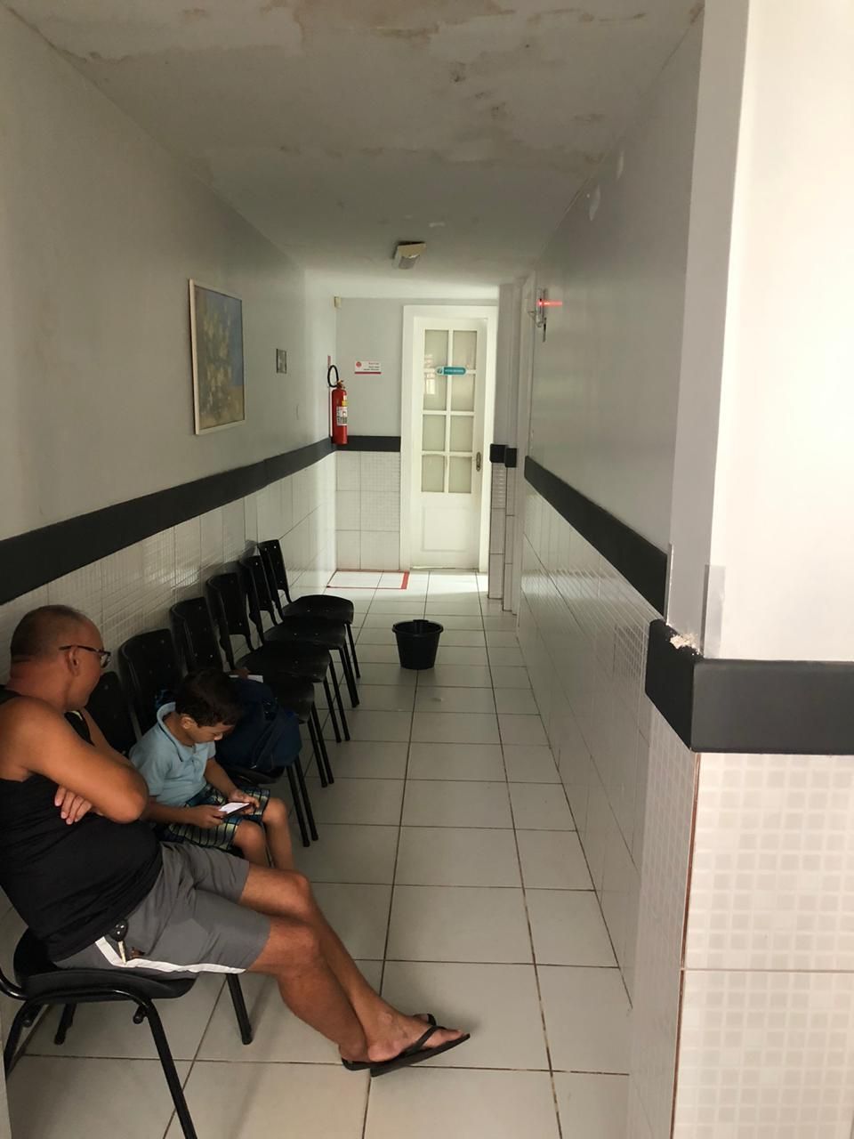 Prédio Inteiro para alugar com 13 quartos, 200m² - Foto 3