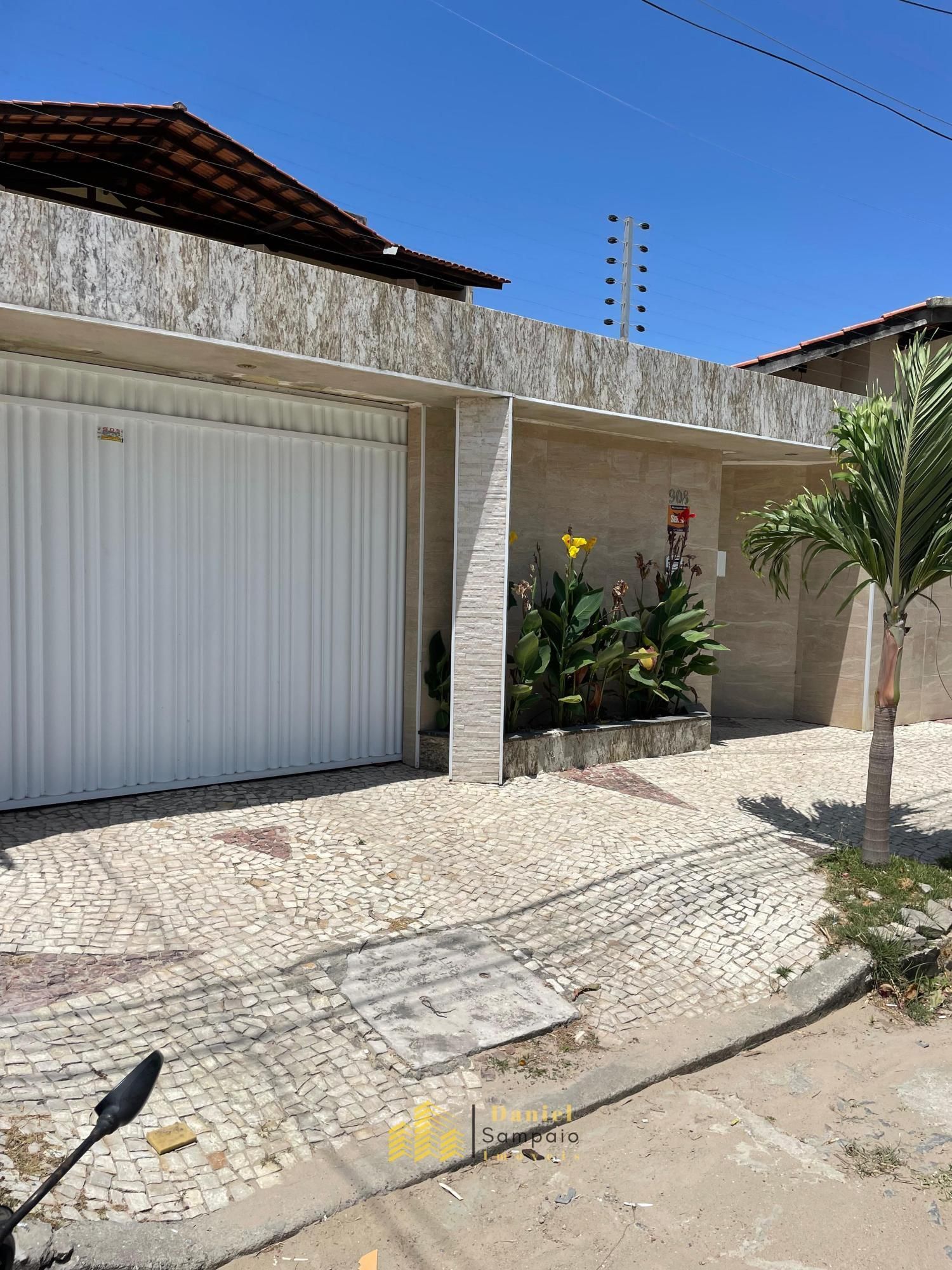Casa de 5 quartos, 239m² no bairro Engenheiro Luciano Cavalcante, em Fortaleza | Eu Corretor