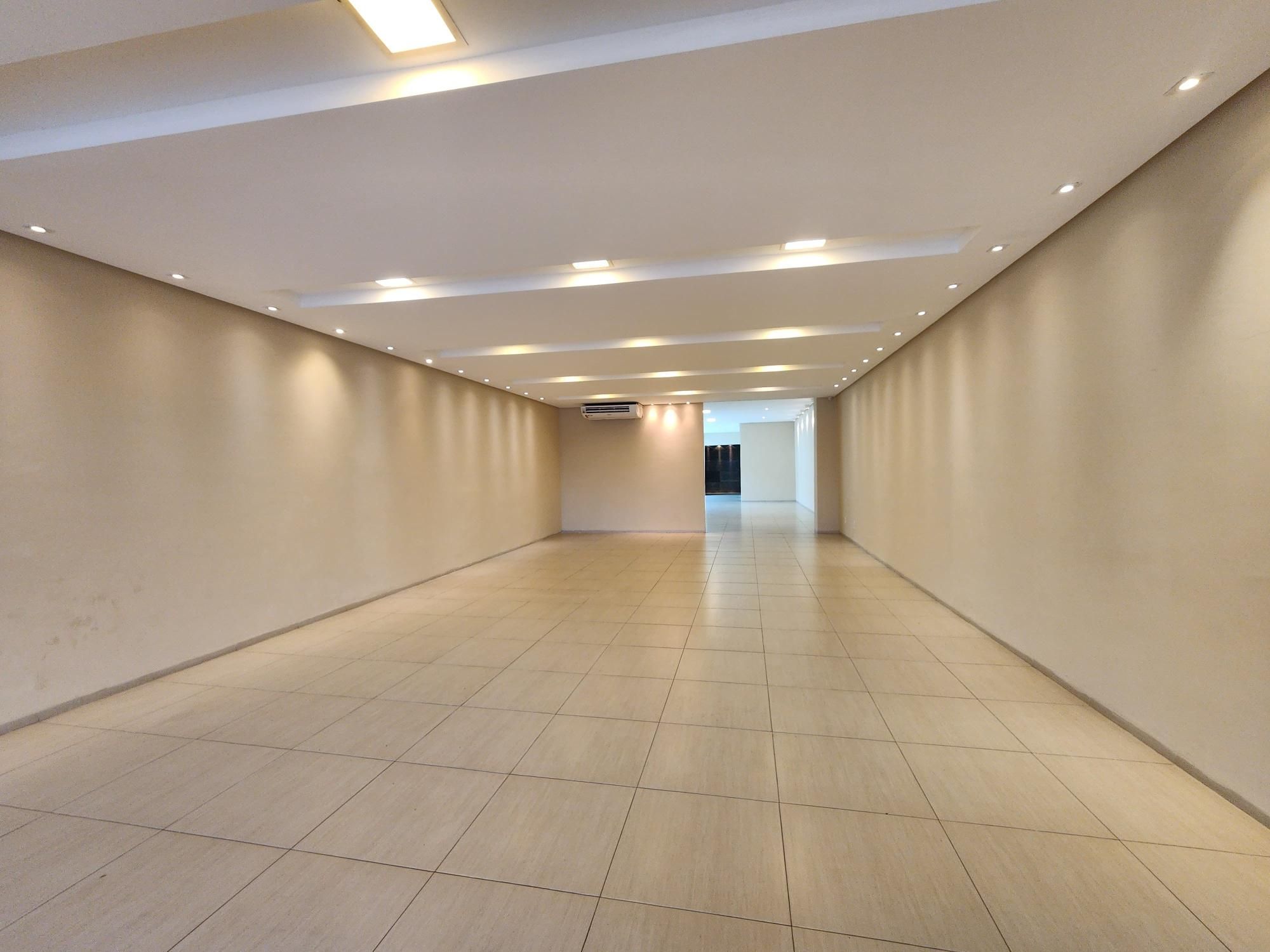 Loja-Salão para alugar com 2 quartos, 290m² - Foto 5