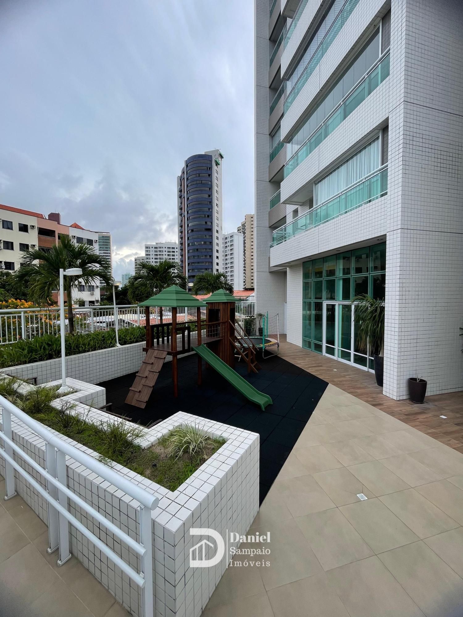 Apartamento de 2 quartos, 90m² no bairro Patriolino Ribeiro, em Fortaleza | Eu Corretor