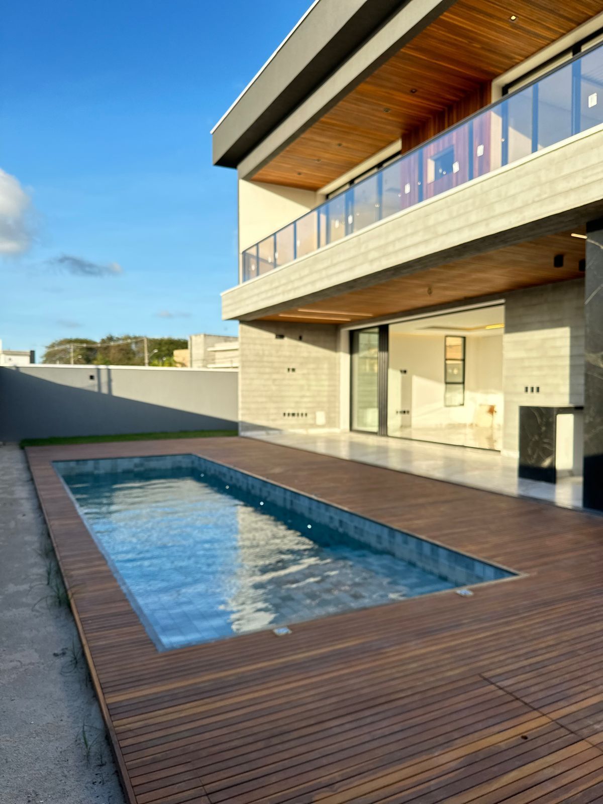 Casa de Condomínio de 5 quartos, 486m² no bairro Cidade Alpha, em Eusébio | Eu Corretor