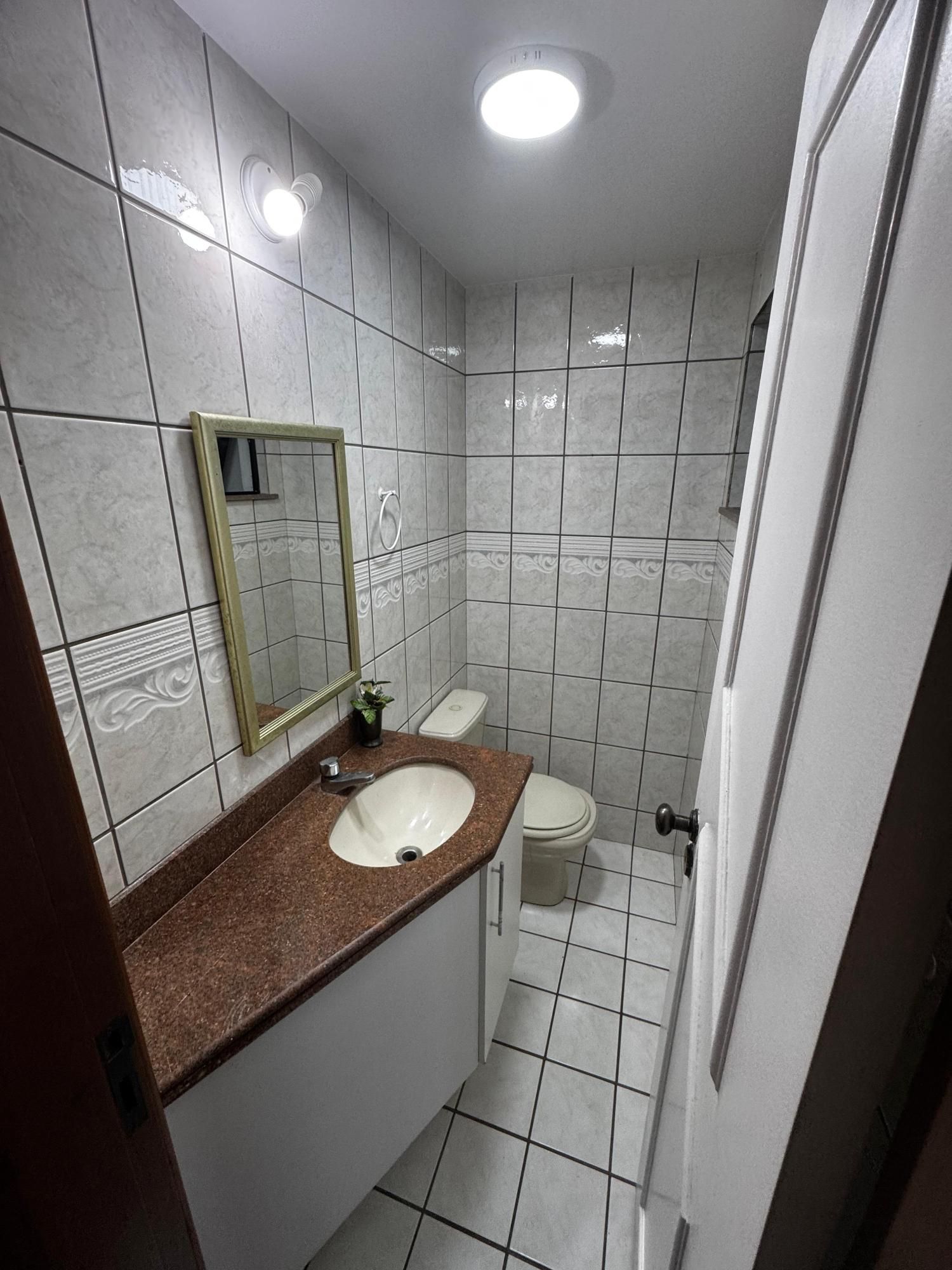 Apartamento para alugar com 4 quartos, 160m² - Foto 11