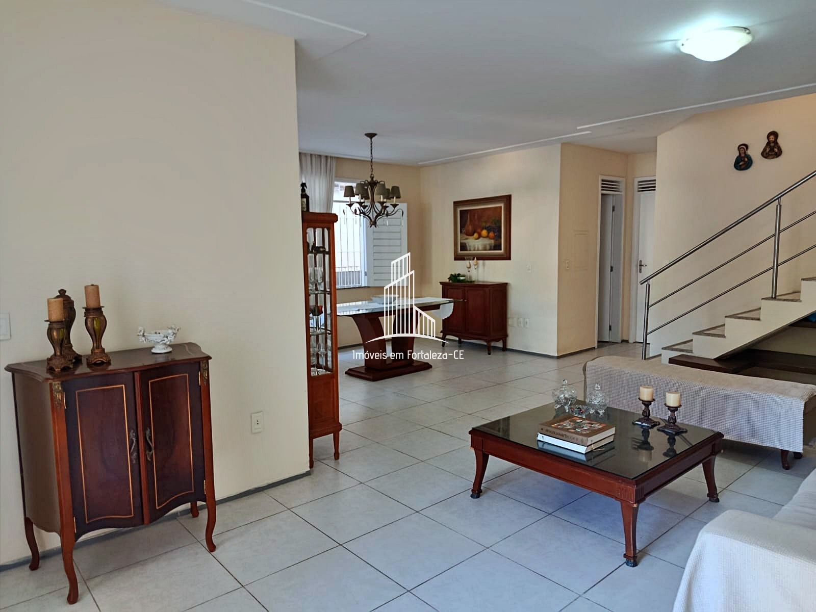 Casa de 4 quartos, 287m² no bairro Sapiranga-Coité, em Fortaleza | Eu Corretor