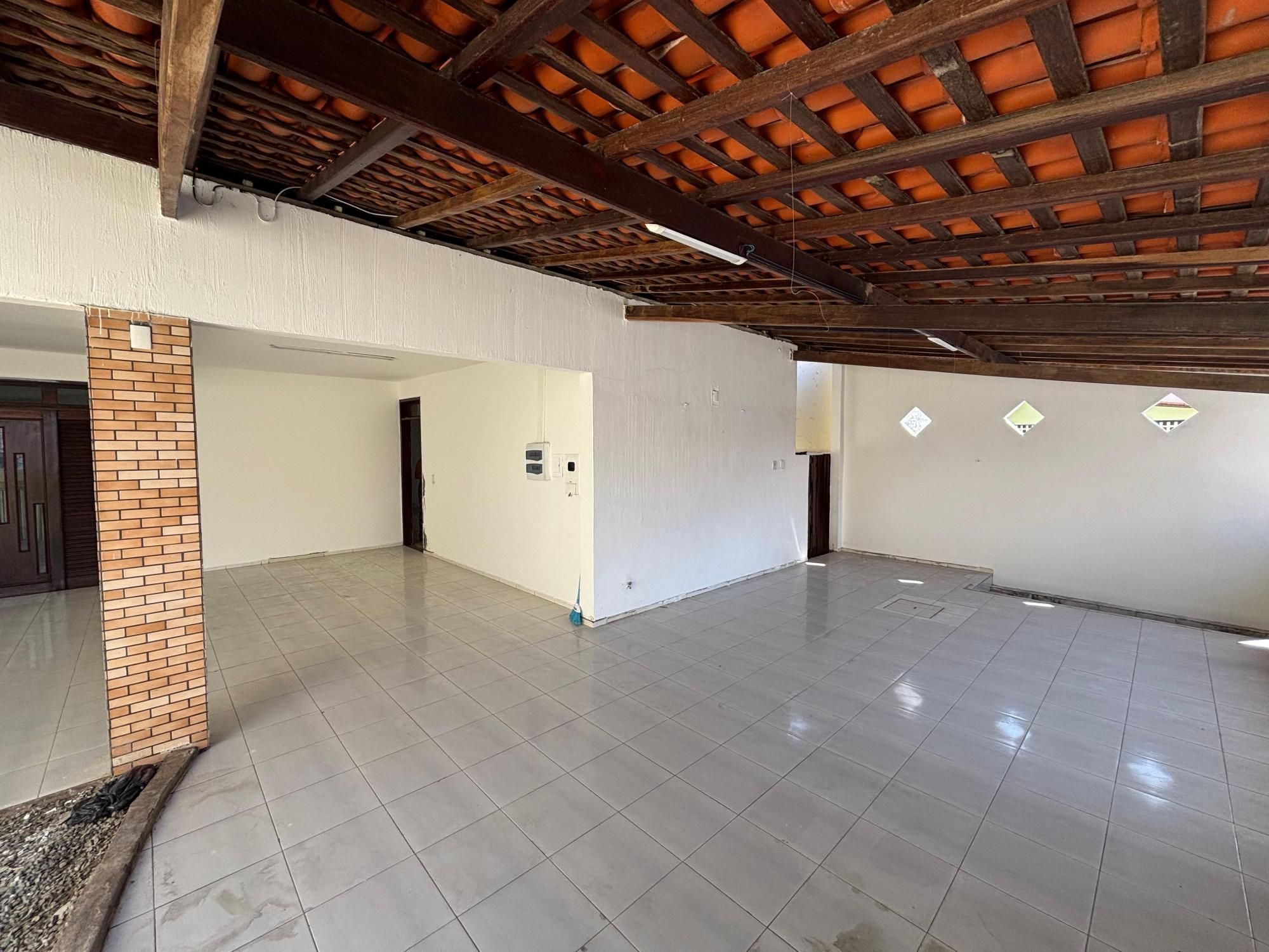 Imóvel Comercial de 2 quartos, 378m² no bairro Renascença, em São Luís | Eu Corretor