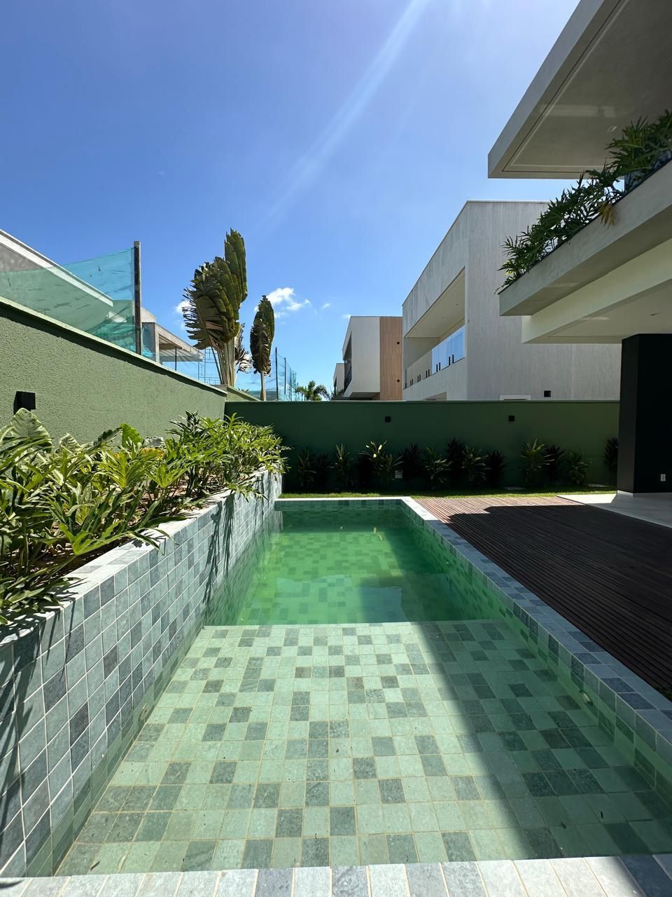 Casa de Condomínio de 4 quartos, 330m² no bairro Cidade Alpha, em Eusébio | Eu Corretor