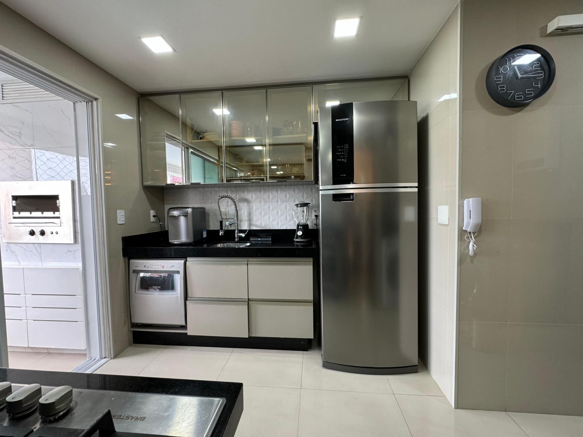Apartamento de 3 quartos, 241m² no bairro Cocó, em Fortaleza | Eu Corretor