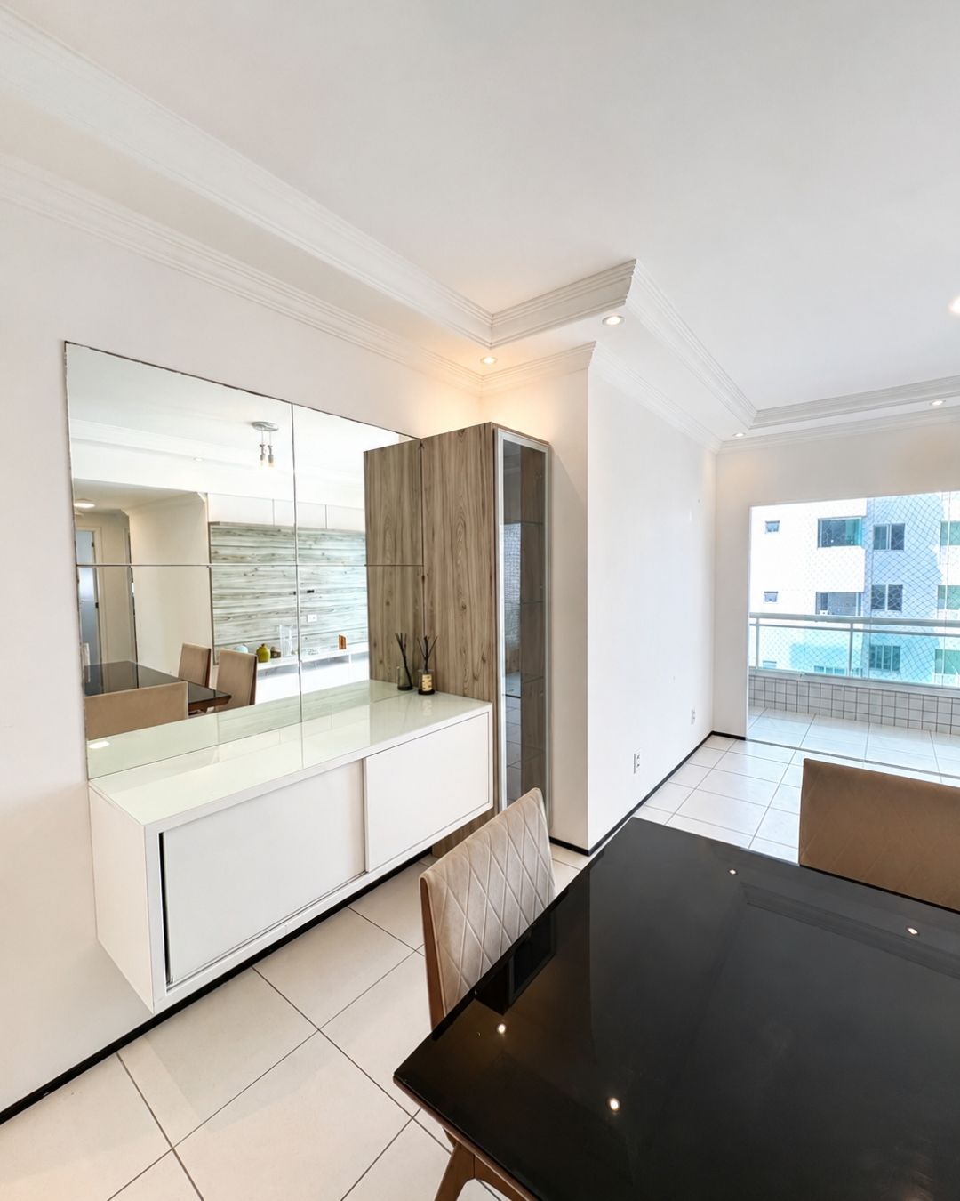 Apartamento, 3 quartos, 100 m² - Foto 1