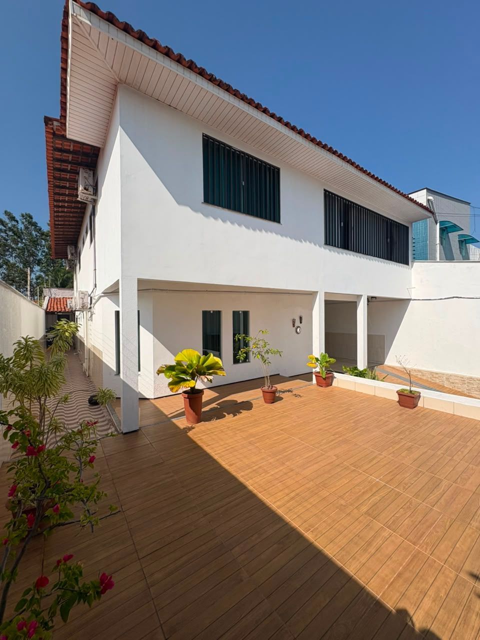 Casa, 6 quartos, 356 m² - Foto 1