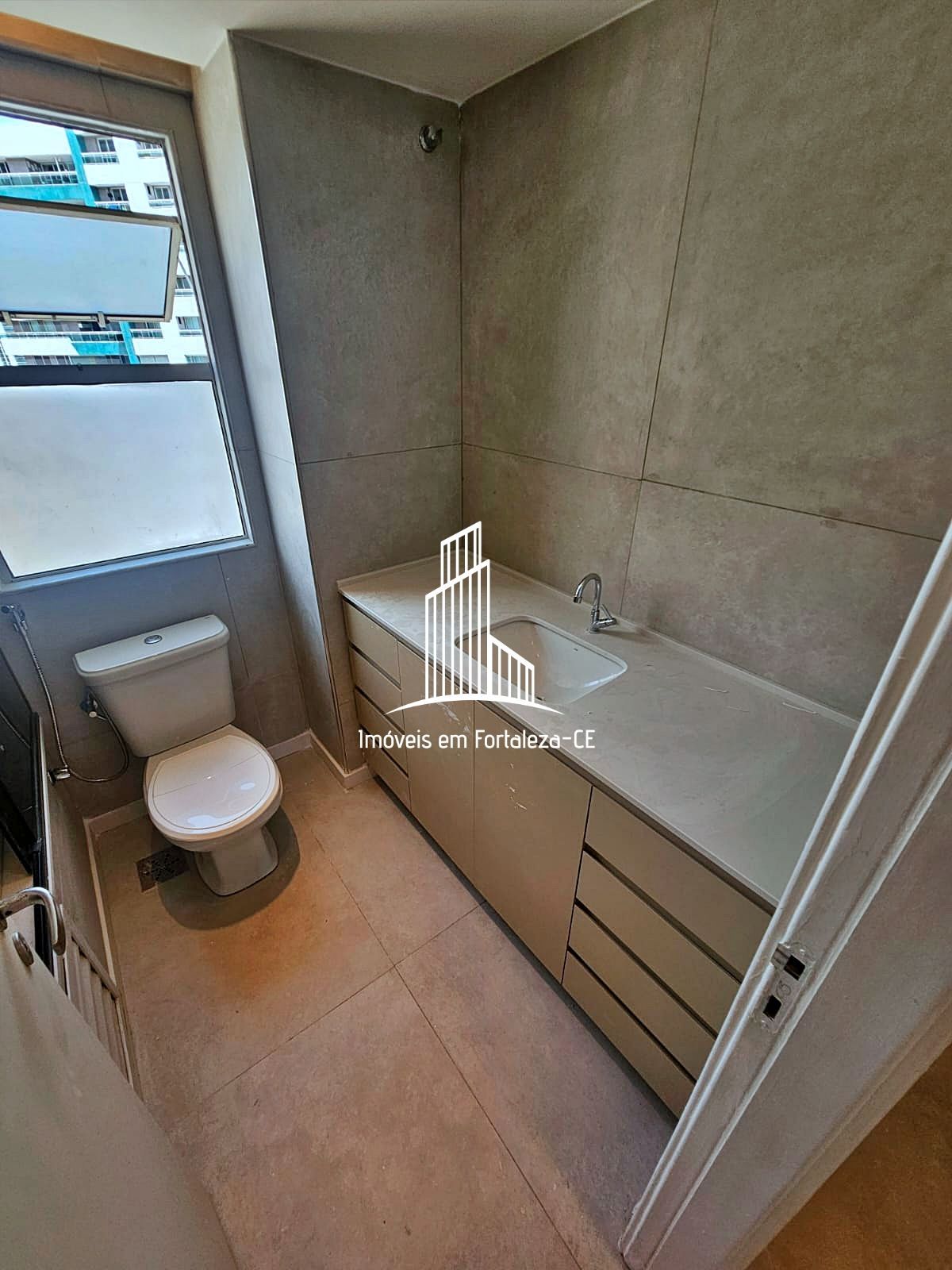 Apartamento à venda com 3 quartos, 144m² - Foto 17