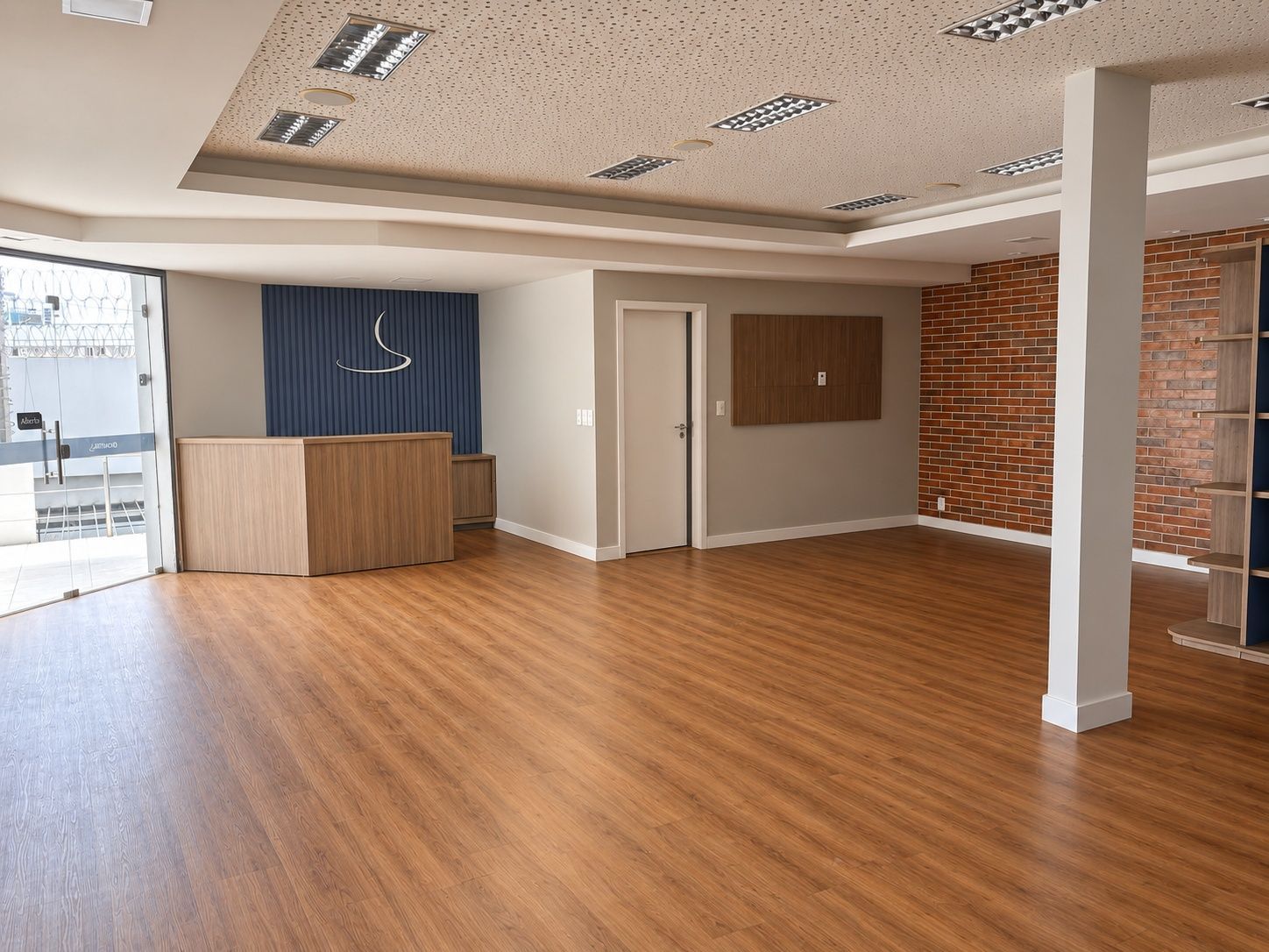 Loja-Salão, 100 m² - Foto 1