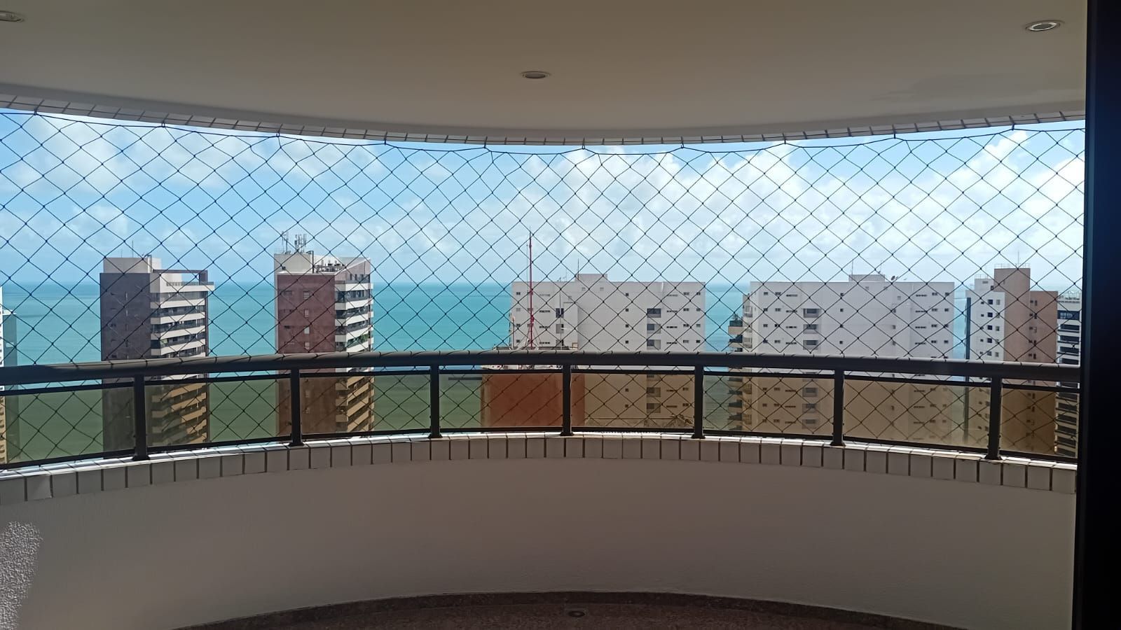 Apartamento, 3 quartos, 225 m² - Foto 1