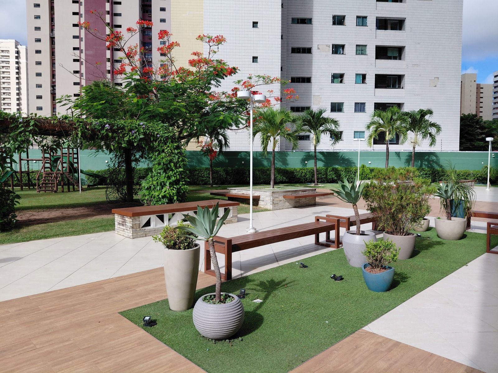 Apartamento, 3 quartos, 218 m² - Foto 1