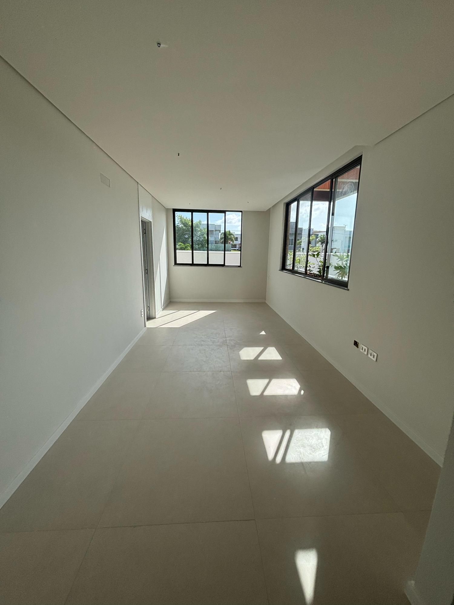 Casa de Condomínio à venda com 4 quartos, 360m² - Foto 7
