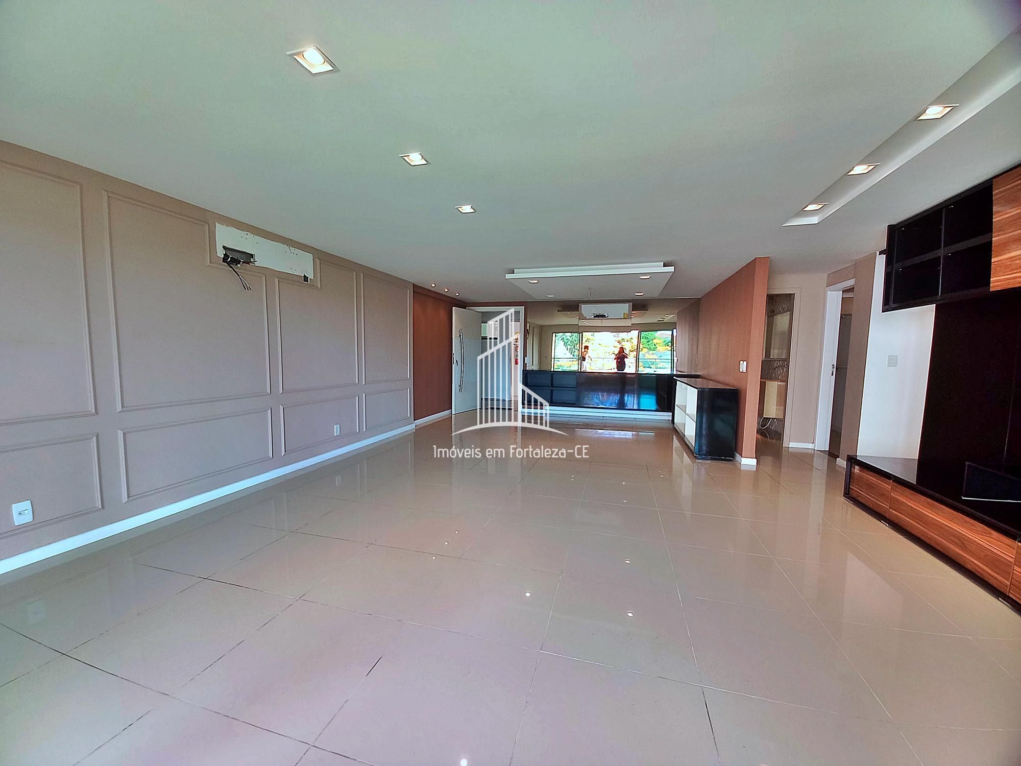 Apartamento de 3 quartos, 210m² no bairro Guararapes, em Fortaleza | Eu Corretor