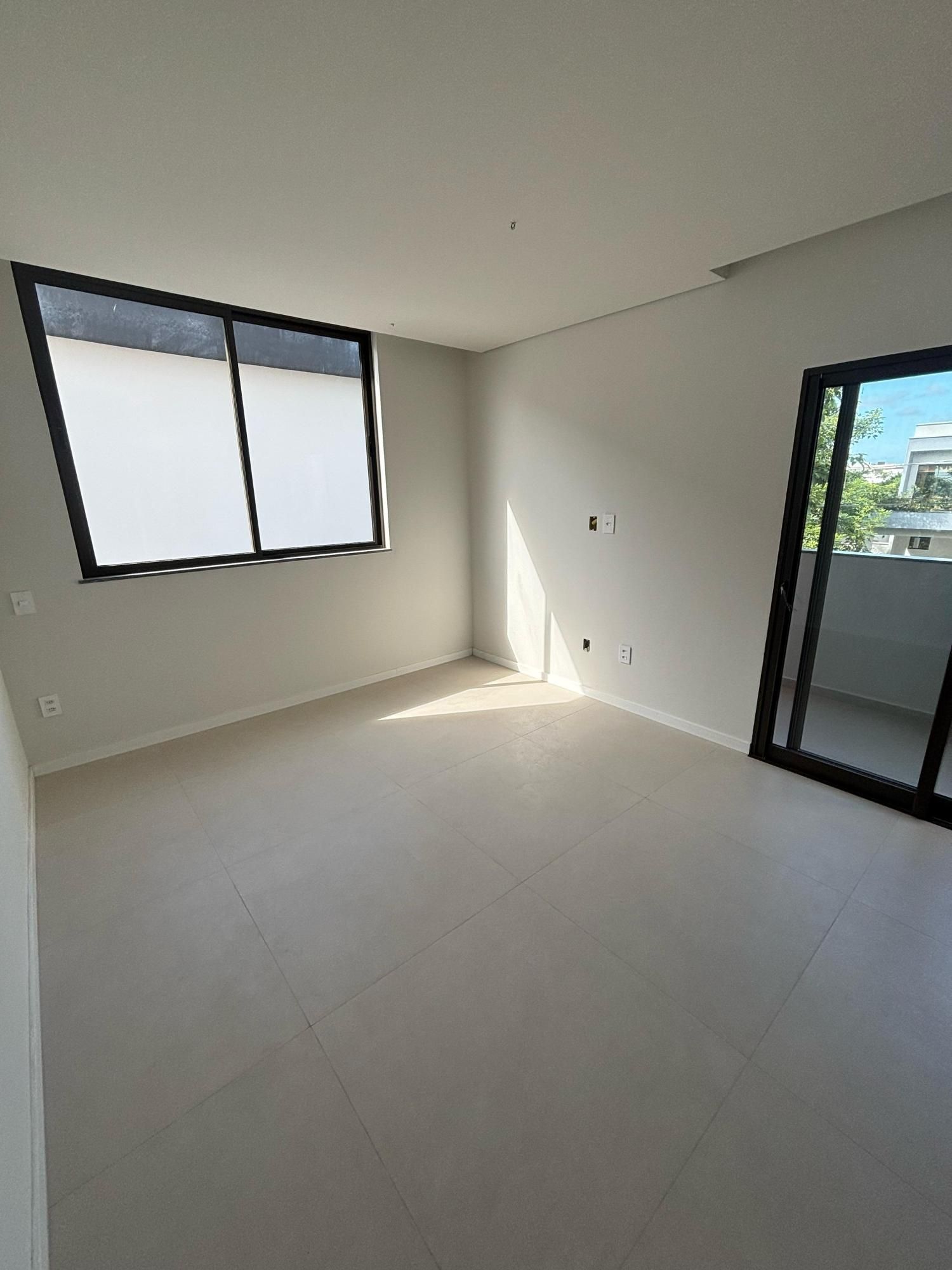 Casa de Condomínio à venda com 4 quartos, 360m² - Foto 5