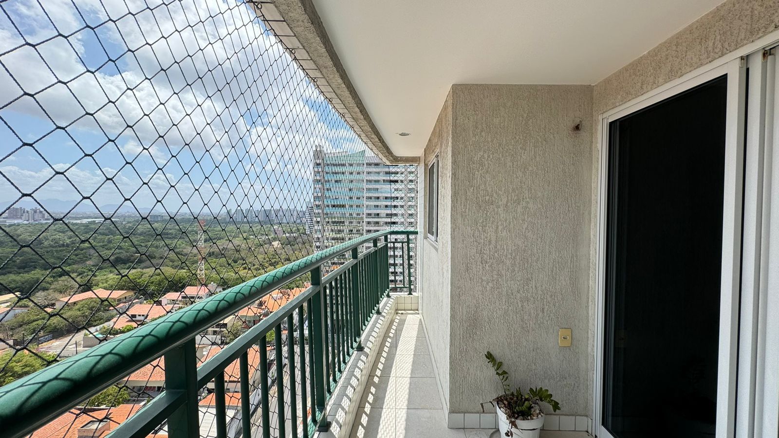 Apartamento à venda com 3 quartos, 82m² - Foto 18