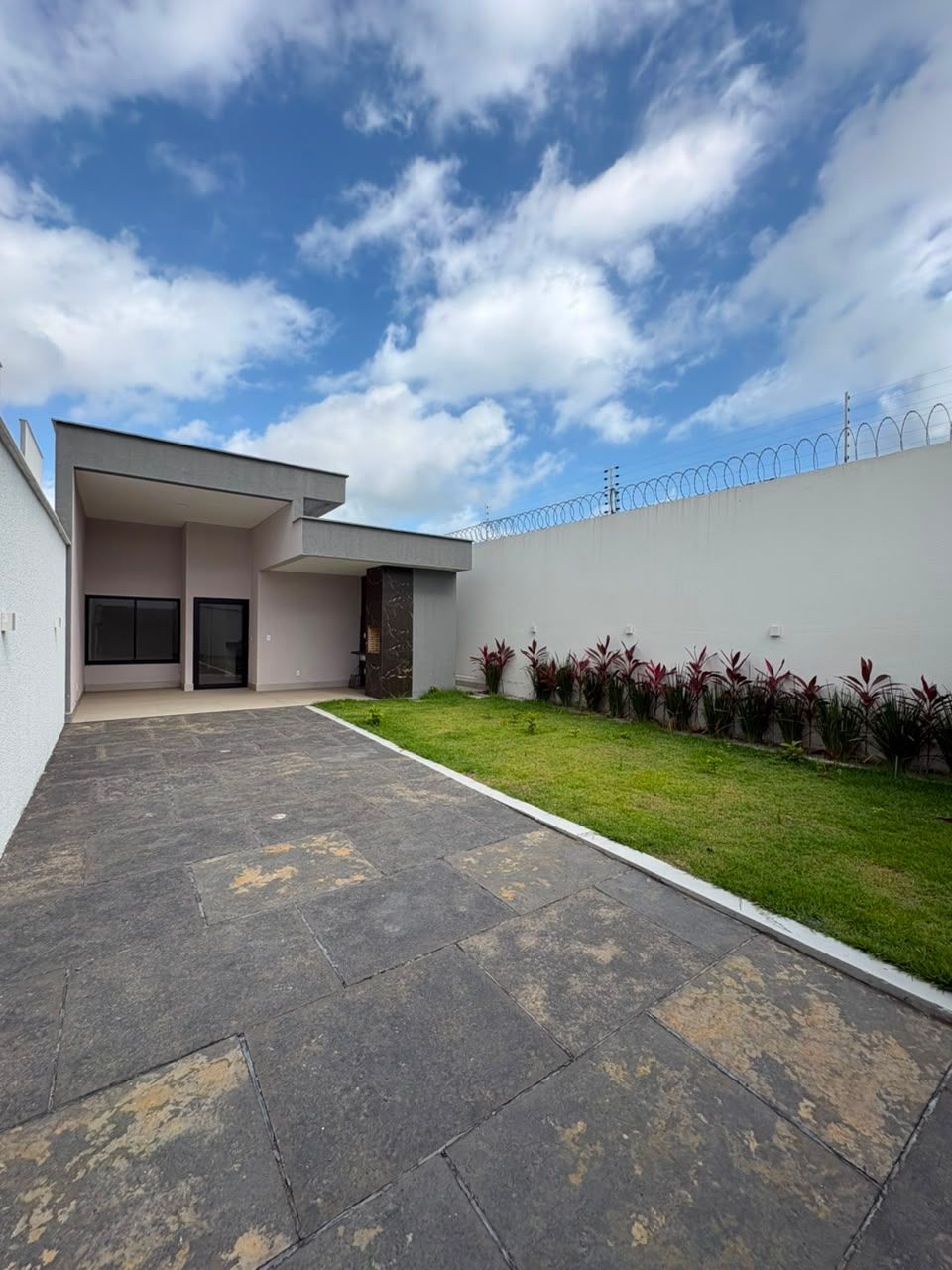Casa, 3 quartos, 118 m² - Foto 2