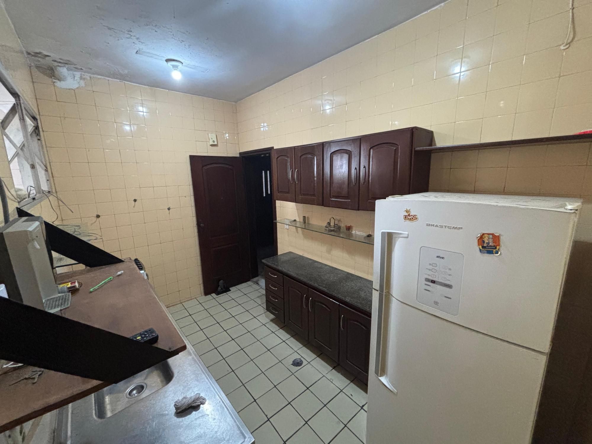 Apartamento à venda com 2 quartos, 121m² - Foto 6