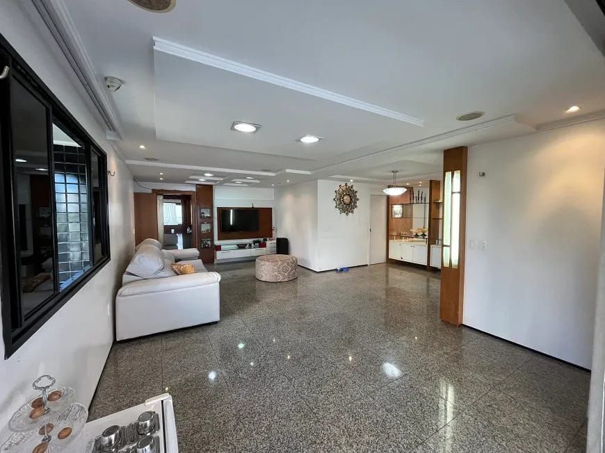 Apartamento, 4 quartos, 243 m² - Foto 2