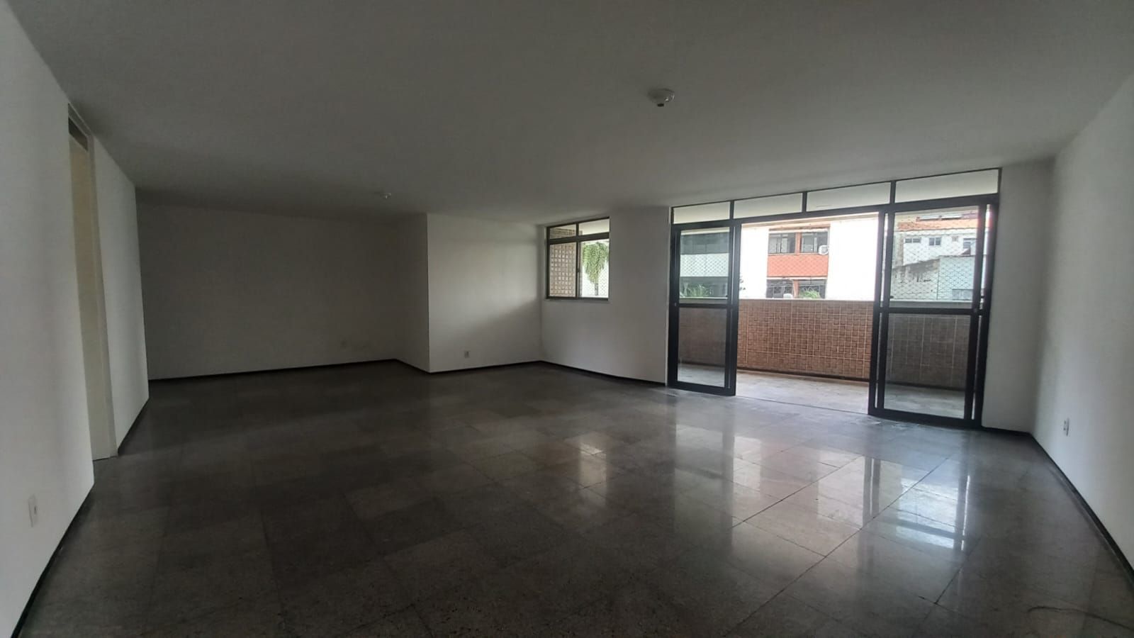 img120929359