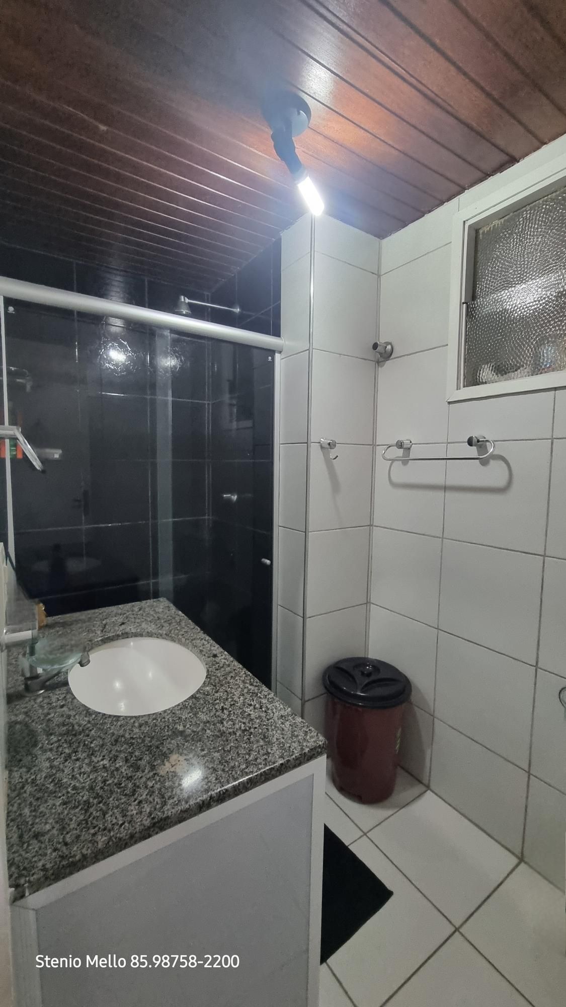 img138979611