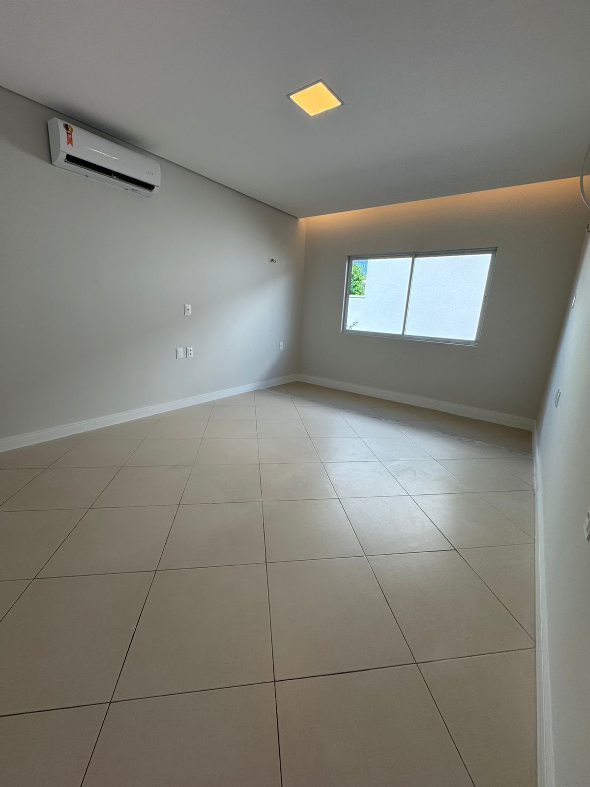 Casa de Condomínio à venda com 4 quartos, 270m² - Foto 21