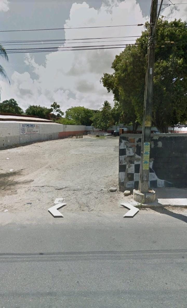 Lote/Terreno Comercial de 1376m² no bairro Lagoa Redonda, em Fortaleza | Eu Corretor