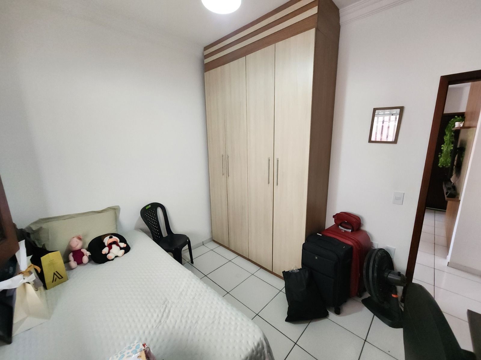 Casa de Condomínio para alugar com 4 quartos, 190m² - Foto 18