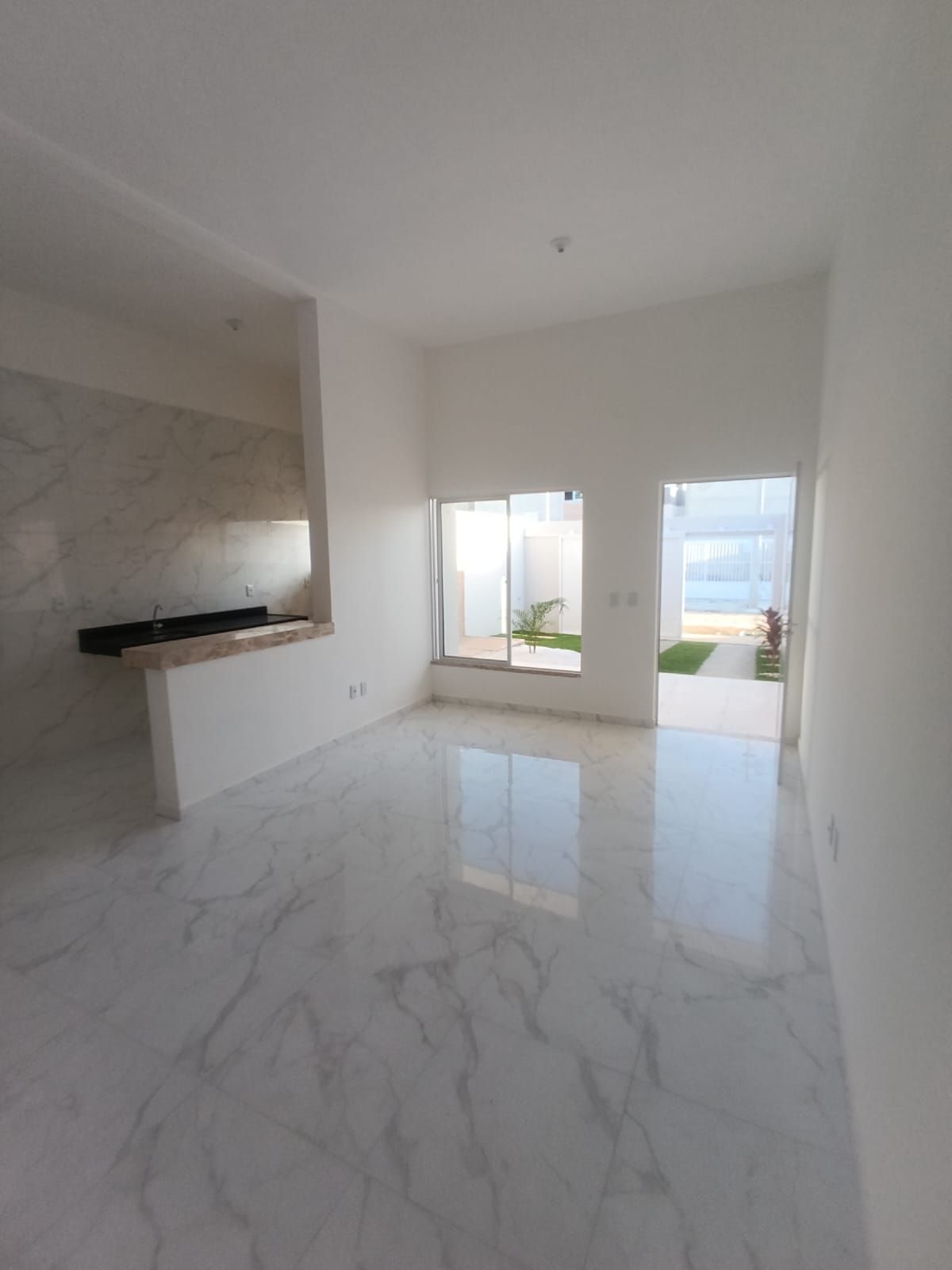 Casa à venda com 2 quartos, 87m² - Foto 4
