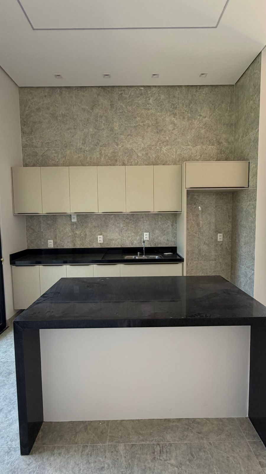 Casa de Condomínio de 3 quartos, 170m² no bairro Urucunema, em Eusébio | Eu Corretor