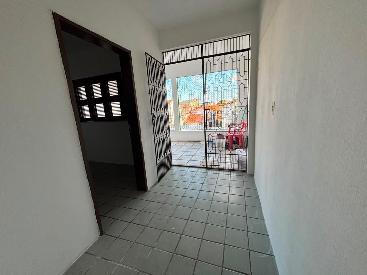 Casa, 5 quartos, 251 m² - Foto 3