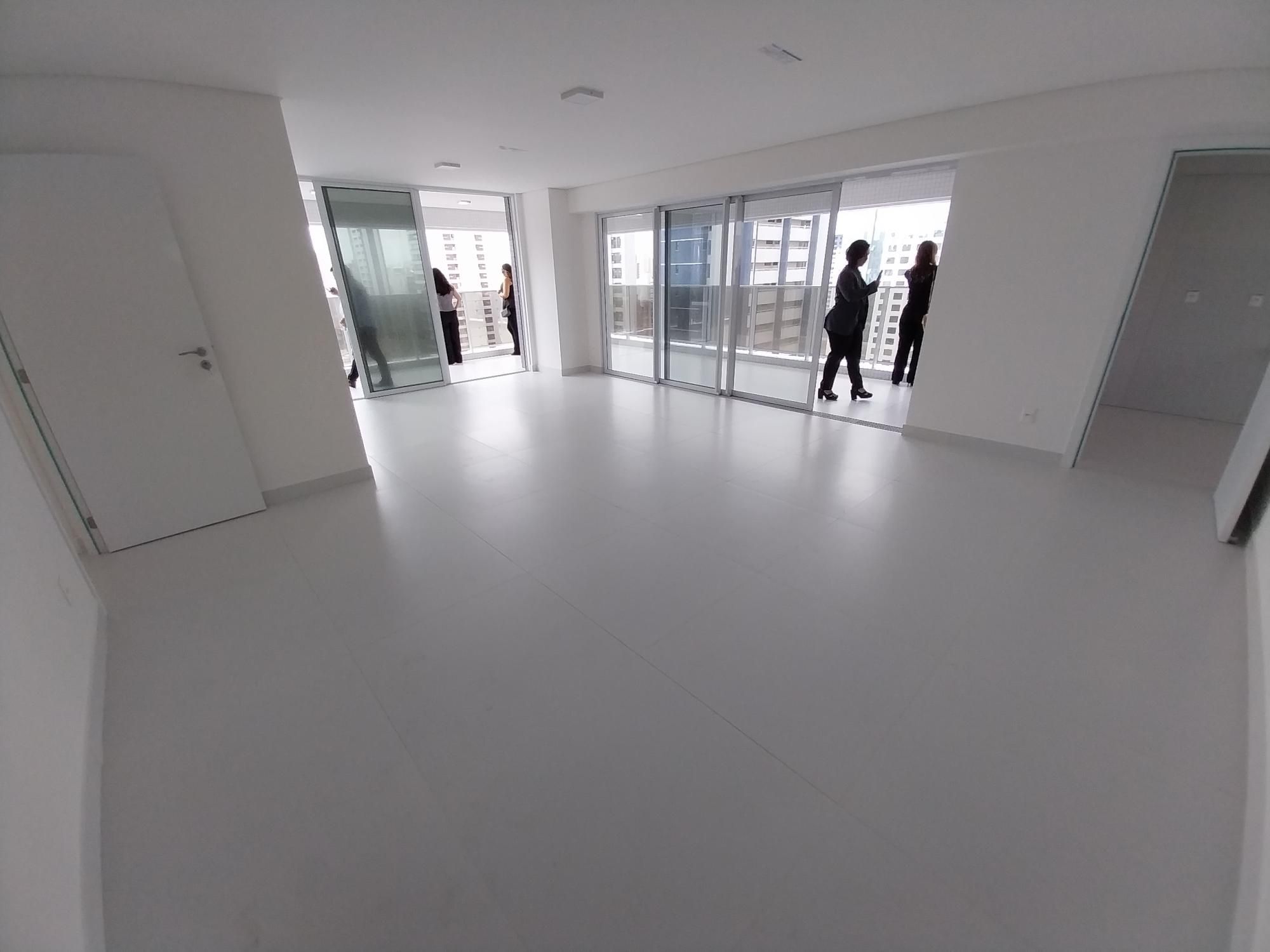 Apartamento, 4 quartos, 242 m² - Foto 8