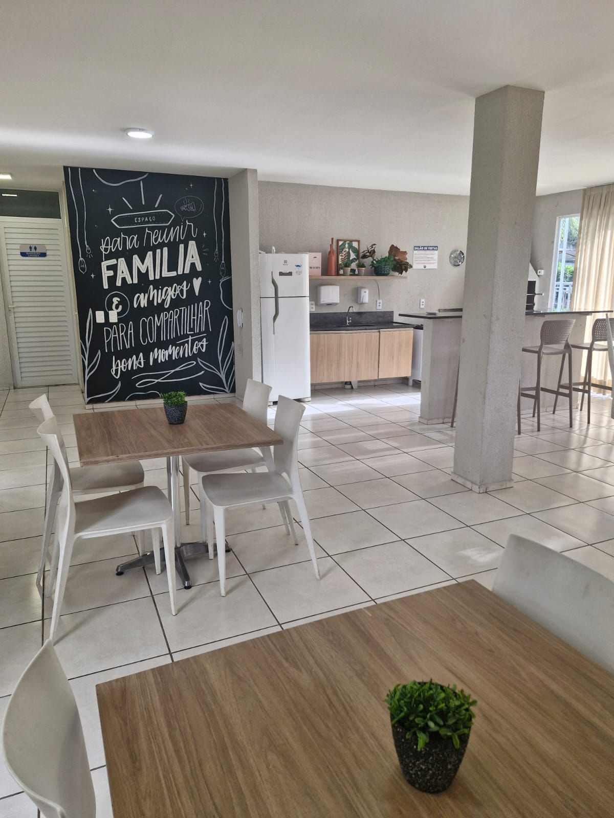 Apartamento de 2 quartos, 42m² no bairro Tamatanduba, em Eusébio | Eu Corretor