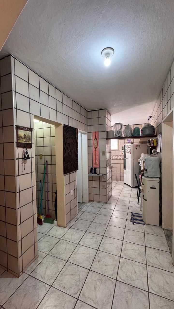 Casa, 6 quartos, 260 m² - Foto 10