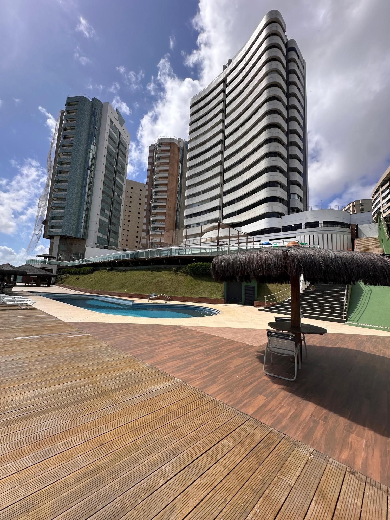 Apartamento de 3 quartos, 278m² no bairro São Marcos, em São Luís | Eu Corretor