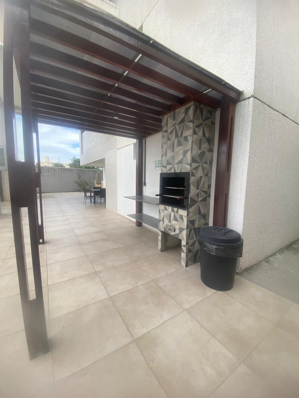 Apartamento à venda com 1 quarto, 58m² - Foto 4