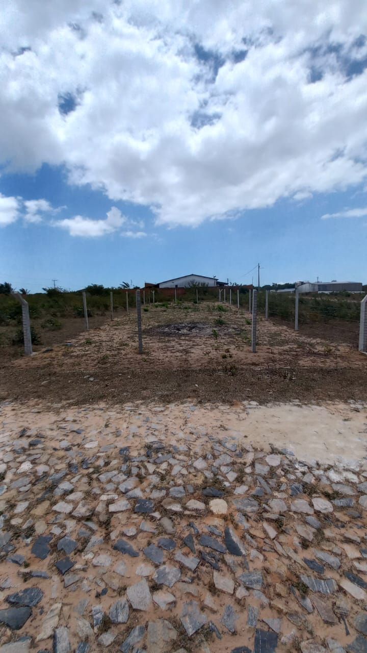 Terreno à venda, 300m² - Foto 1