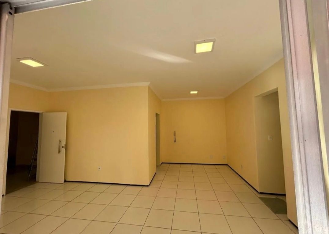 Apartamento à venda com 4 quartos, 148m² - Foto 5