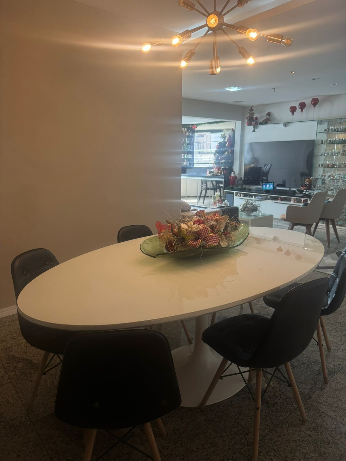 Apartamento à venda com 3 quartos, 140m² - Foto 8
