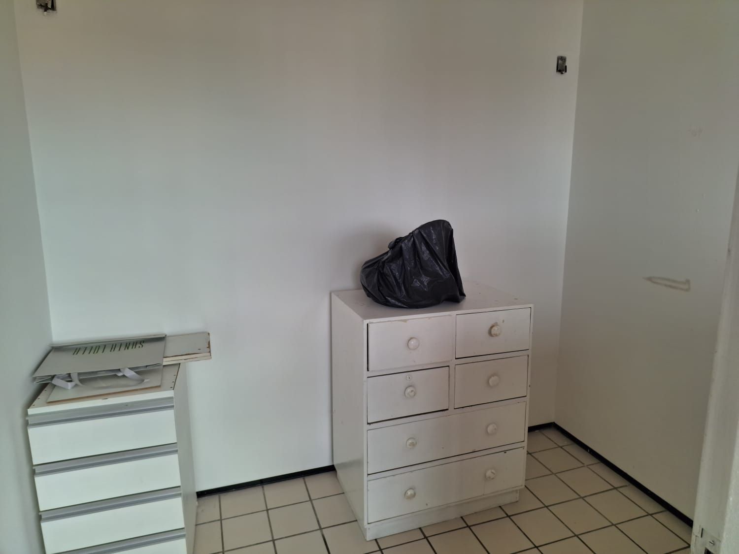 img197837505