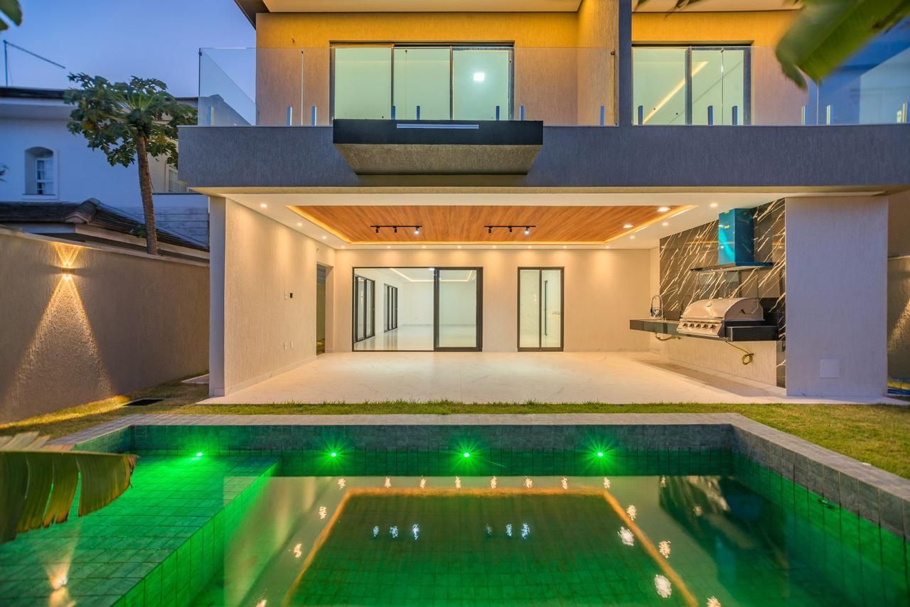 Casa de Condomínio de 4 quartos, 365m² no bairro Cidade Alpha, em Eusébio | Eu Corretor