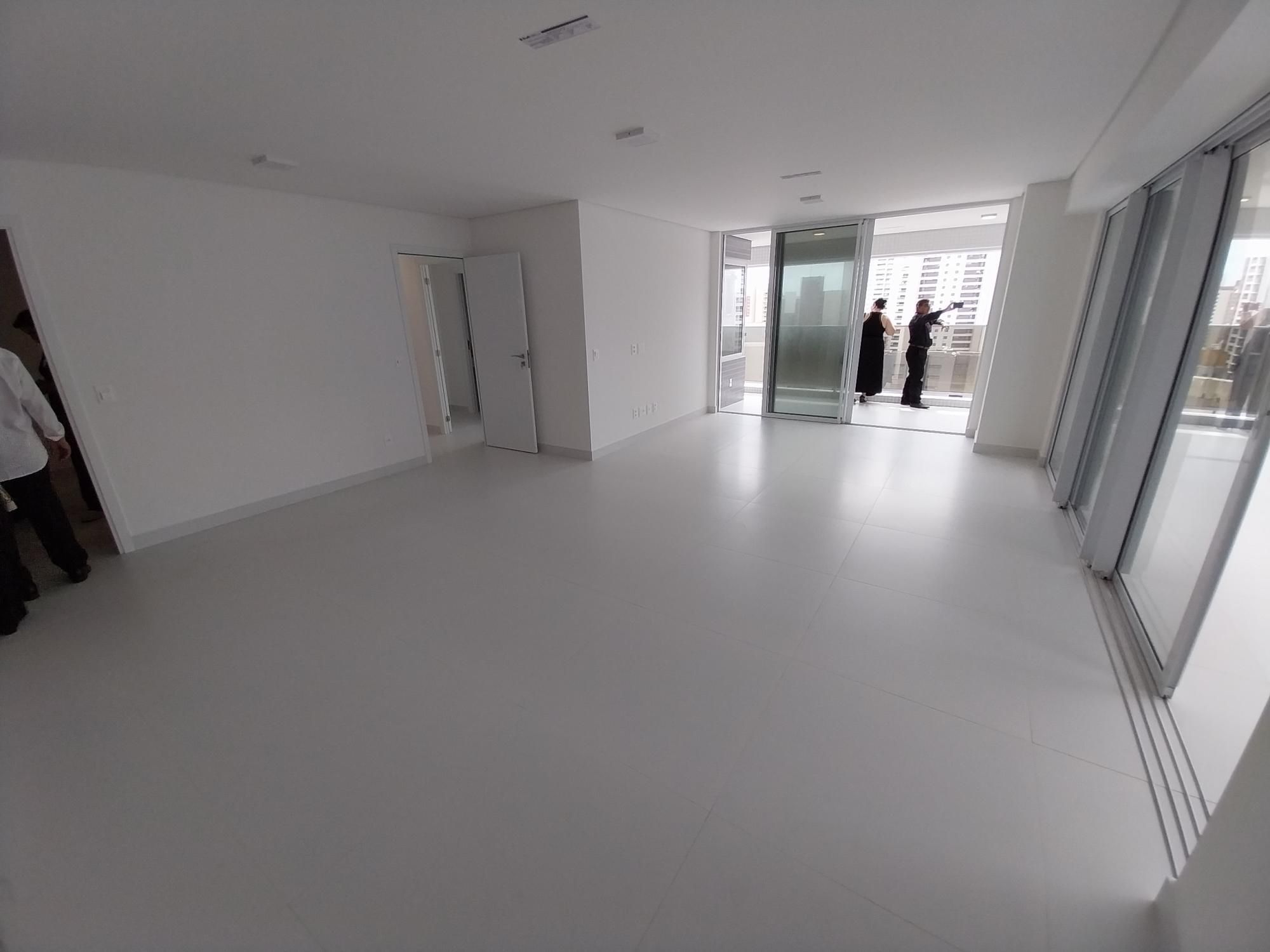 Apartamento, 4 quartos, 242 m² - Foto 9