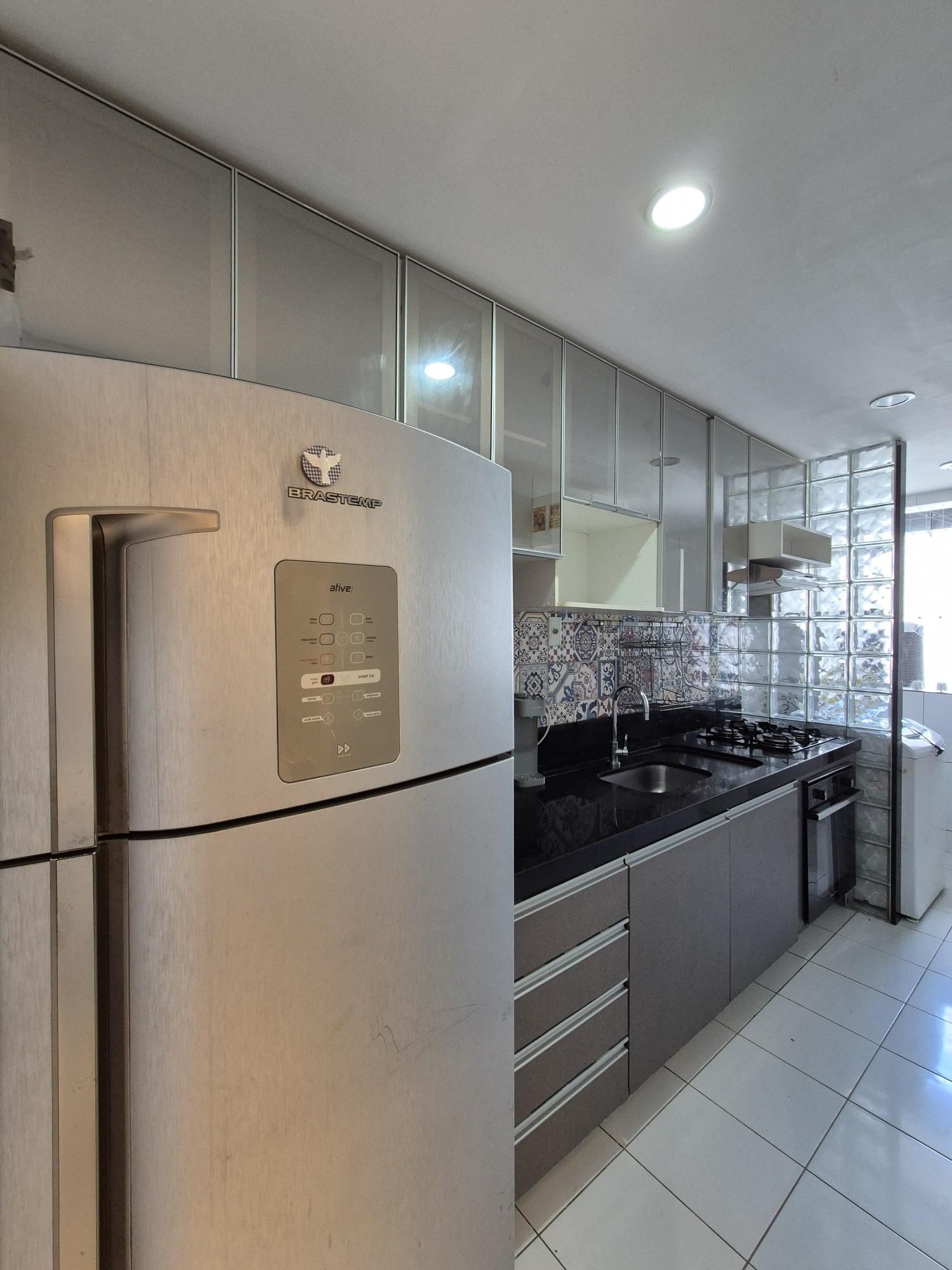 Apartamento para alugar com 3 quartos, 83m² - Foto 10