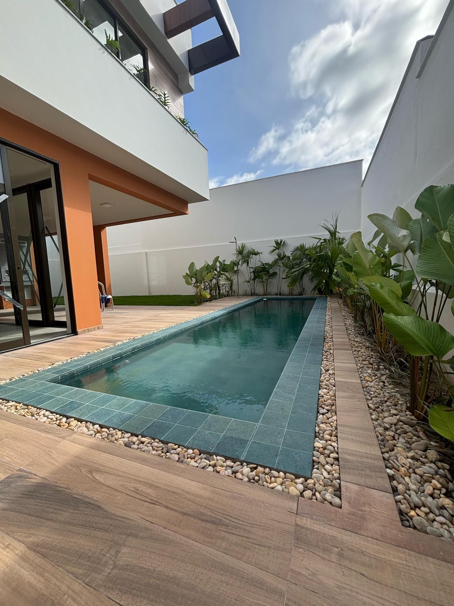 Casa de Condomínio à venda com 4 quartos, 360m² - Foto 10