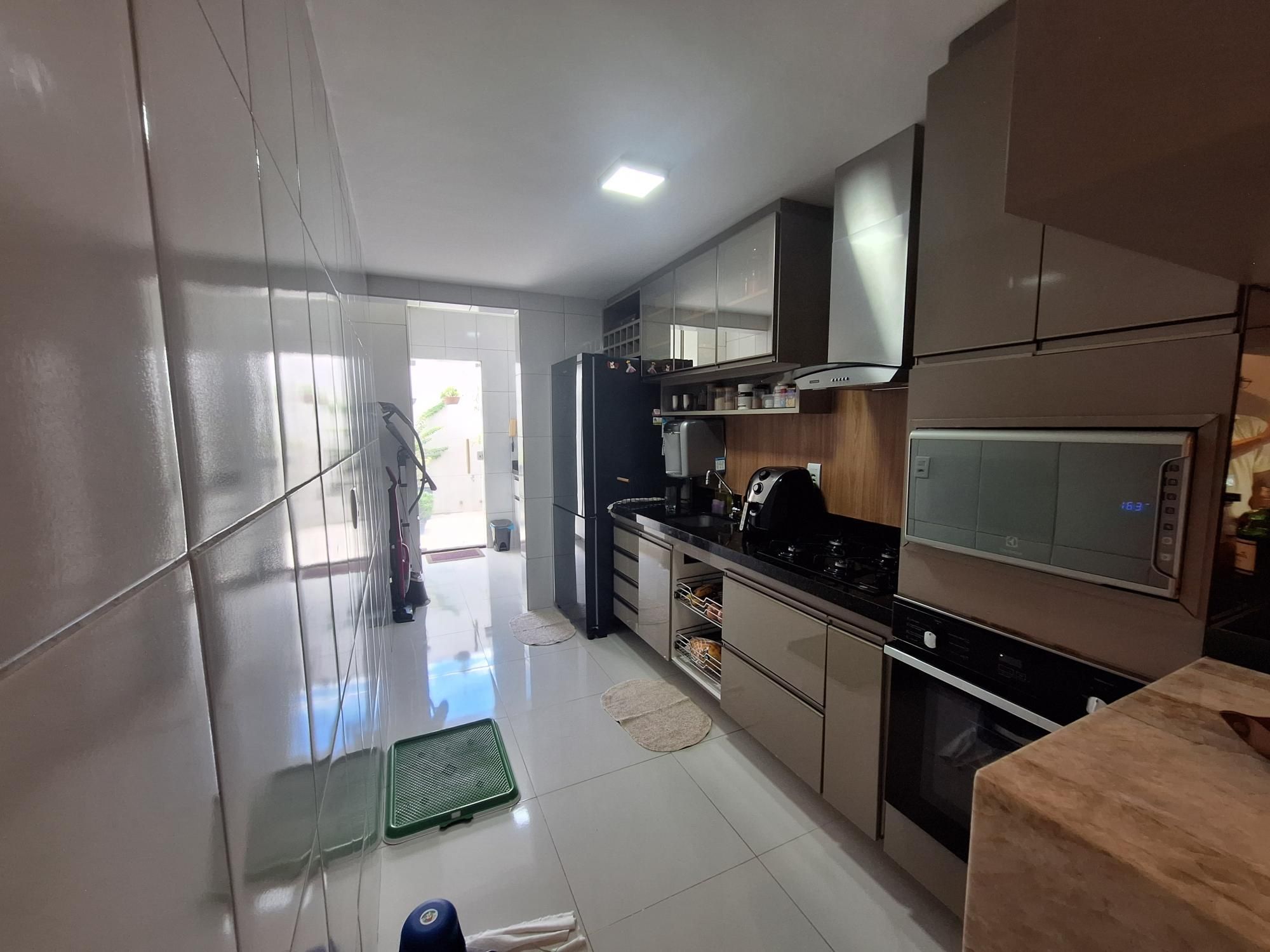 Casa, 5 quartos, 220 m² - Foto 23