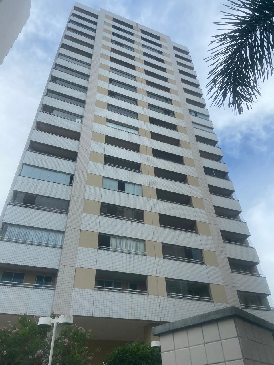 Apartamento à venda com 1 quarto, 58m² - Foto 1