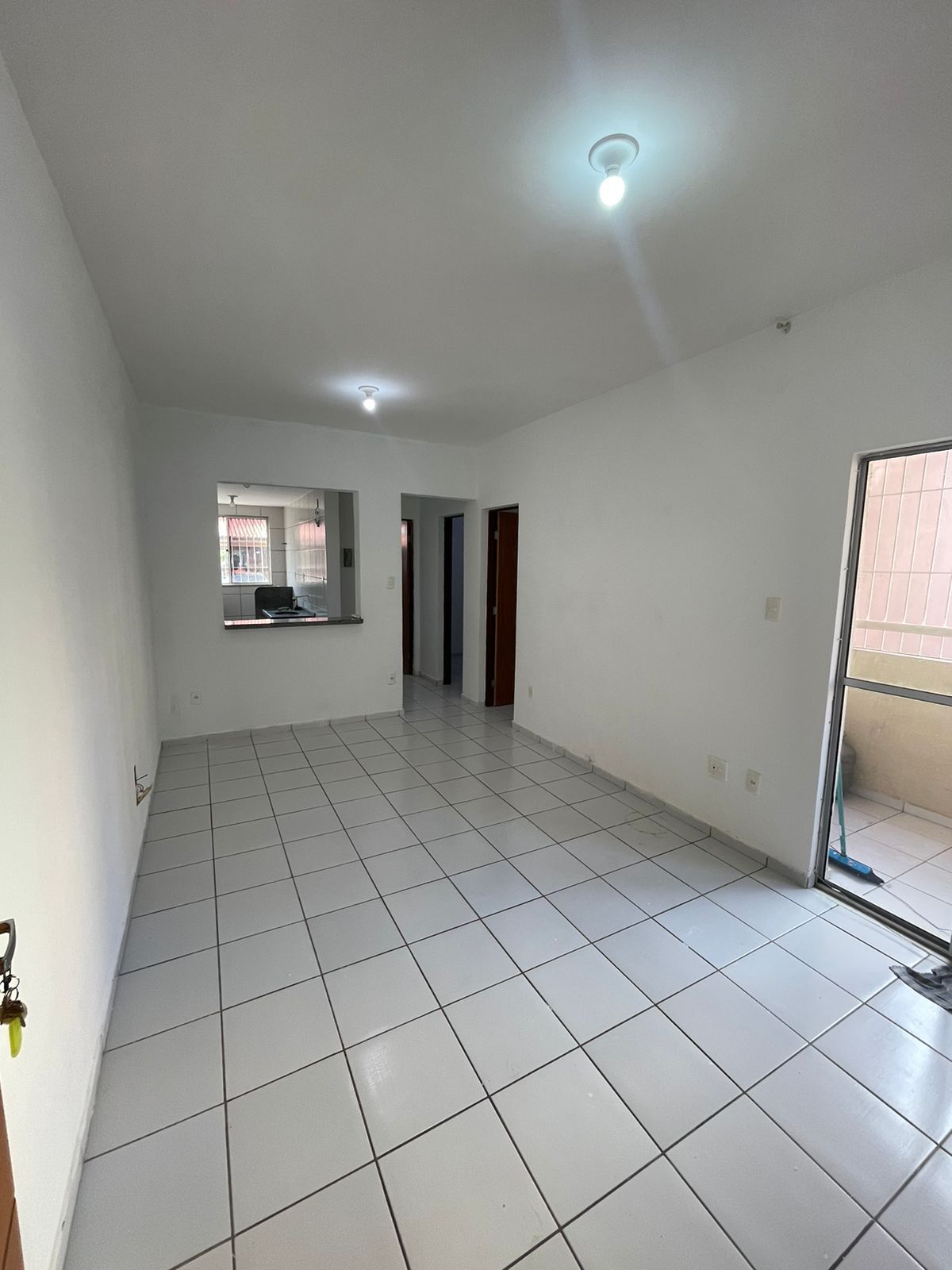 Apartamento à venda com 2 quartos, 56m² - Foto 3