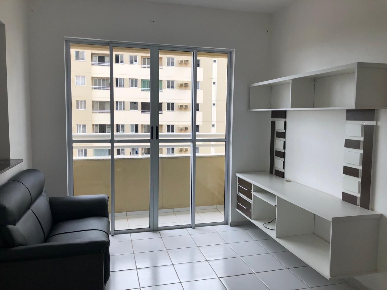 Apartamento à venda com 2 quartos, 58m² - Foto 1